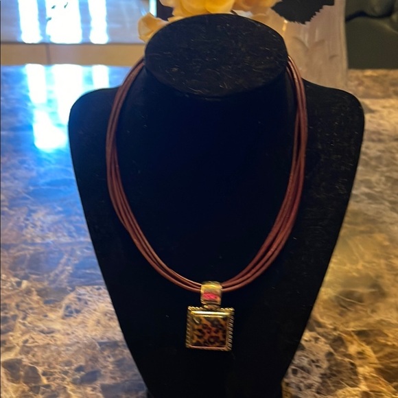 Brown Cheetah Pendant Necklace - Picture 1 of 3